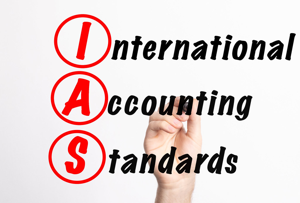 IAS 3 Consolidated Financial Statements
